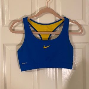 M NikeFit Sportsbra!